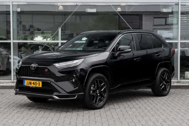 Toyota RAV4 (2025) thumbnail 1