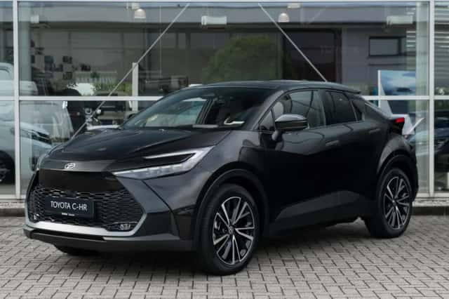Toyota C-HR (2026) thumbnail 1