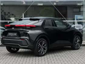 Toyota C-HR (2026) thumbnail 2
