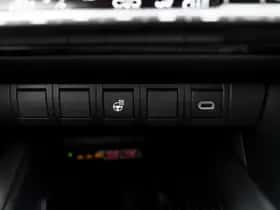 Toyota C-HR (2026) thumbnail 28