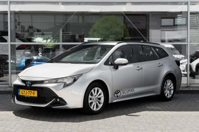 Toyota Corolla (2024) thumbnail 1