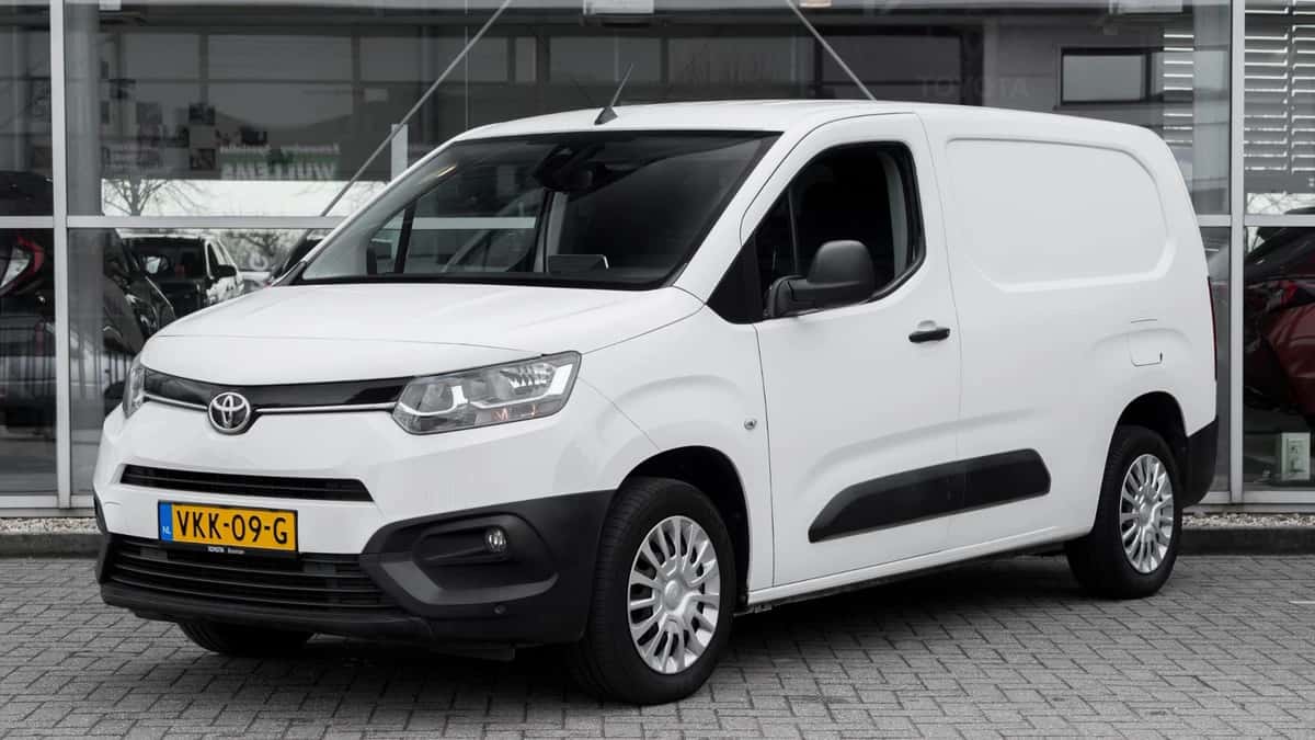 Toyota Proace (2021) — foto 1