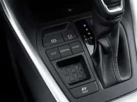 Toyota RAV4 (2020) thumbnail 19