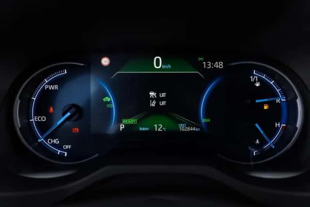 Toyota RAV4 (2020) thumbnail 6