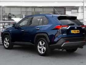 Toyota RAV4 (2020) thumbnail 8