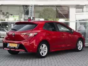Toyota Corolla (2021) thumbnail 2