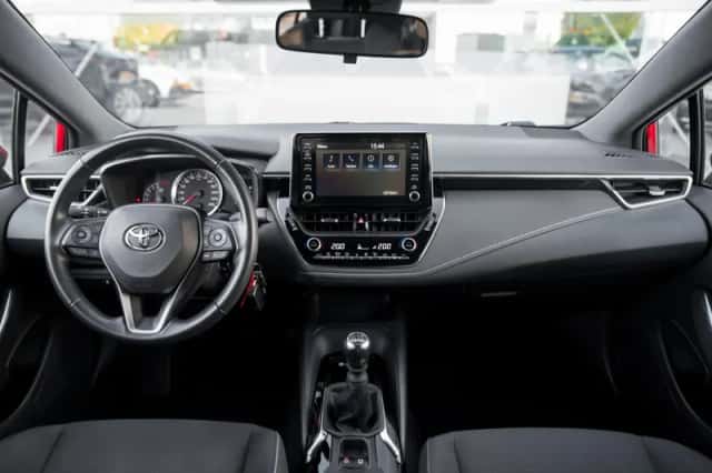 Toyota Corolla (2021) thumbnail 4