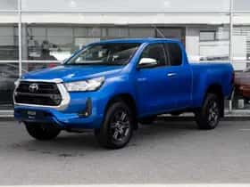 Toyota Hilux (2024) thumbnail 1