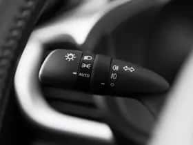 Toyota Hilux (2024) thumbnail 27