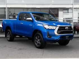 Toyota Hilux (2024) thumbnail 7