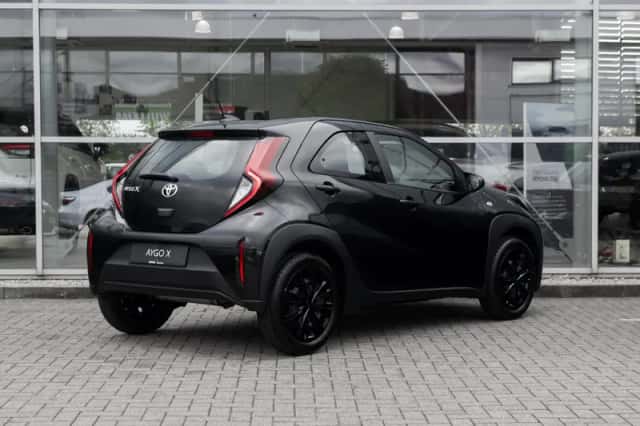 Toyota Aygo X (2025) thumbnail 2