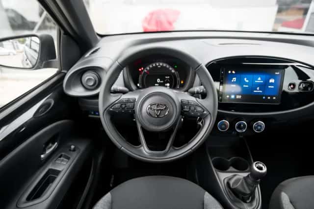 Toyota Aygo X (2025) thumbnail 5