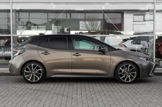 Toyota Corolla (2019) thumbnail 3