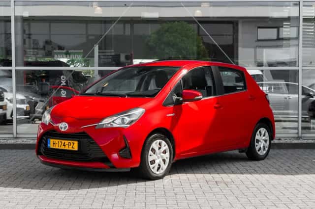 Toyota Yaris (2020) thumbnail 1