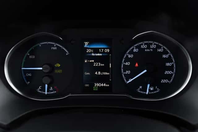 Toyota Yaris (2020) thumbnail 6