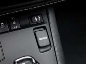 Toyota Auris (2016) thumbnail 26