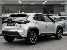 Toyota Yaris Cross (2022) thumbnail 2
