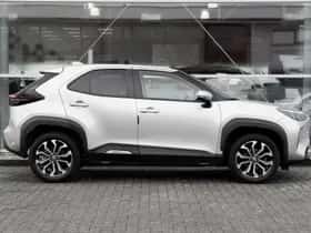 Toyota Yaris Cross (2022) thumbnail 3