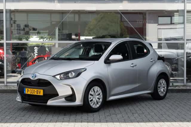 Toyota Yaris (2022) thumbnail 1