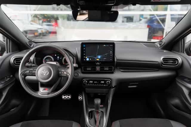 Toyota Yaris (2026) thumbnail 4