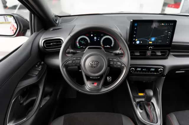 Toyota Yaris (2026) thumbnail 5