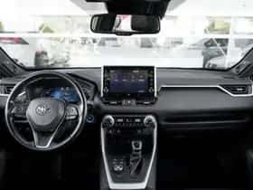 Toyota RAV4 (2020) thumbnail 4