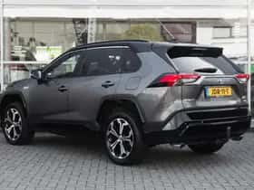 Toyota RAV4 (2020) thumbnail 9