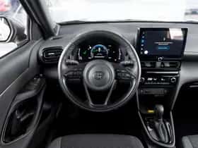 Toyota Yaris Cross (2025) thumbnail 5