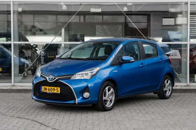 Toyota Yaris (2016) thumbnail 1