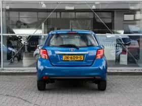Toyota Yaris (2016) thumbnail 14