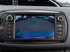 Toyota Yaris (2016) thumbnail 19