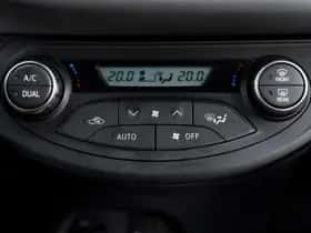 Toyota Yaris (2016) thumbnail 21