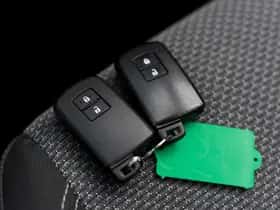 Toyota Yaris (2016) thumbnail 24