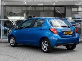 Toyota Yaris (2016) thumbnail 8