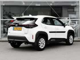 Toyota Yaris Cross (2022) thumbnail 2