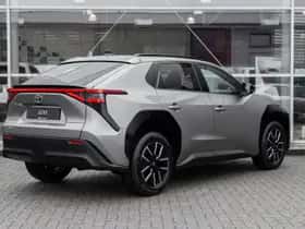 Toyota bZ4X (2025) thumbnail 2