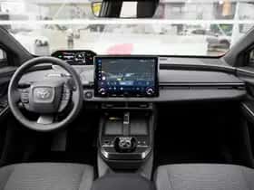 Toyota bZ4X (2025) thumbnail 4