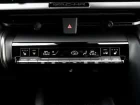 Toyota C-HR (2025) thumbnail 24