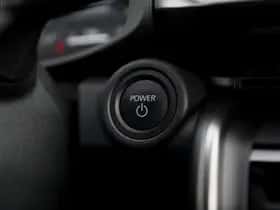 Toyota C-HR (2025) thumbnail 25