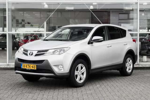 Toyota RAV4 (2013) thumbnail 1