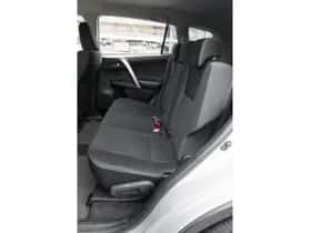 Toyota RAV4 (2013) thumbnail 12