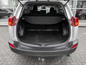 Toyota RAV4 (2013) thumbnail 15
