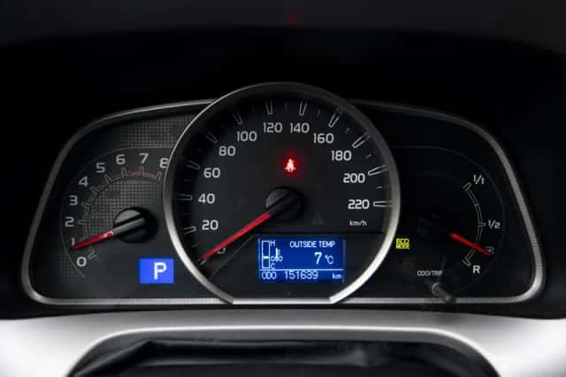 Toyota RAV4 (2013) thumbnail 6