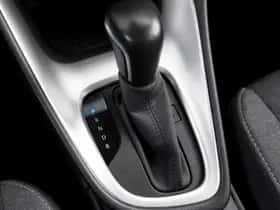 Toyota Yaris (2022) thumbnail 16