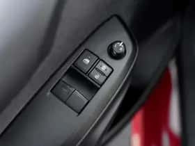 Toyota Yaris (2022) thumbnail 31