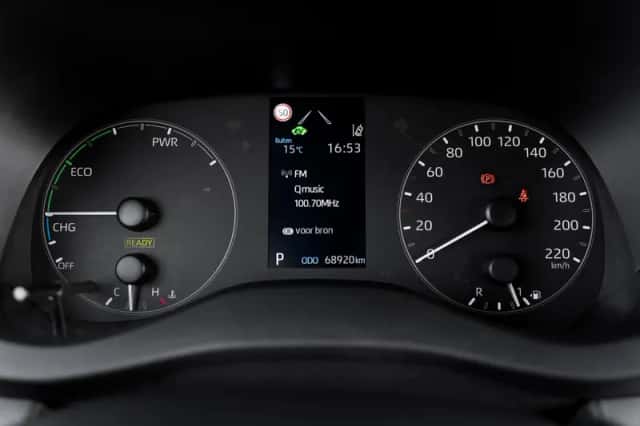 Toyota Yaris (2022) thumbnail 6