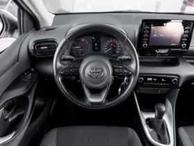 Toyota Yaris (2022) thumbnail 11
