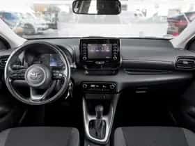 Toyota Yaris (2022) thumbnail 4
