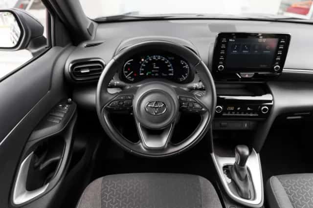 Toyota Yaris Cross (2022) thumbnail 5