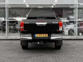 Toyota Hilux (2024) thumbnail 14